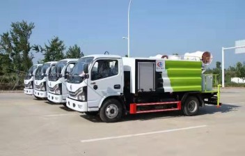 东风多利卡5-7立方洒水车（全国包上蓝牌）