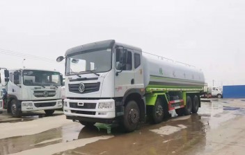 国六东风25-31吨洒水车（可加雾炮）