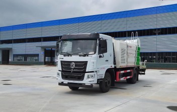 东风华神10立方多功能雾炮抑尘车