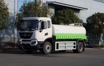 东风天锦新能源11立方纯电动洒水车