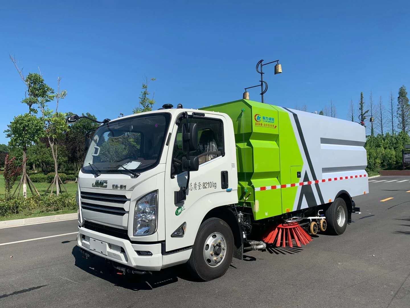 五十铃6吨扫路车
