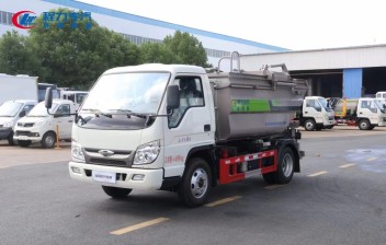 福田小卡无泄漏式垃圾车