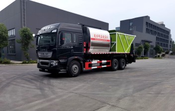 重汽后双桥同步碎石封层车